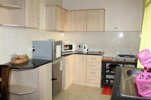 廚房, Lux Suites Green City Gardens Syokimau in 內羅比