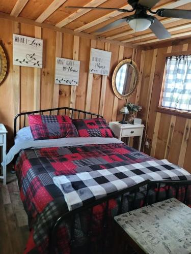 Fall Season-Waterfalls & Hiking-Cabin180 in Blairsville, USA