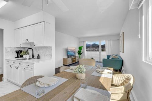 Newly Renovated Port Moody Condo in Port Moody, Canada