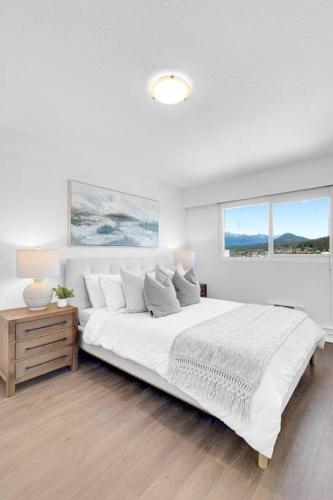 Newly Renovated Port Moody Condo in Port Moody, Canada