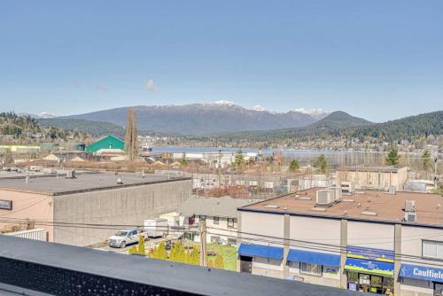 Newly Renovated Port Moody Condo