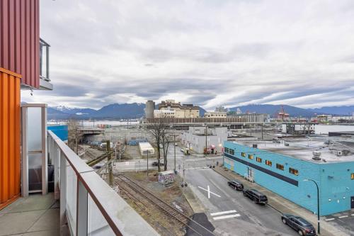 Spacious 2 BR Downtown Condo with Mountain Views in Vancouver, Canada