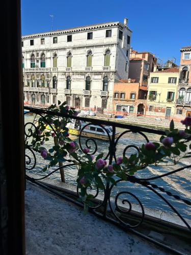 Venice Canal Stay, Venice (photo 7)