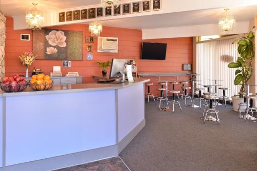 酒吧/高級酒吧, The Maverick Motel, Main Street USA Collection by PNW Hospitality in 克拉馬斯福爾斯市中心