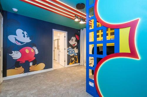 The Ultimate 9bd Disney Getaway in Kissimmee, USA