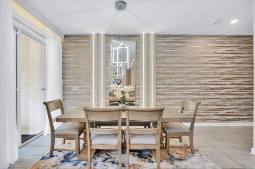 Dream Disney Storey Lake House in Kissimmee, USA
