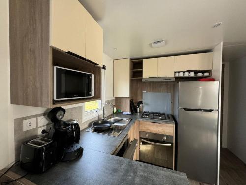 Kitchen, Neu 6Pers Chalet De Oase Renesse Nordsee in Lagezoom