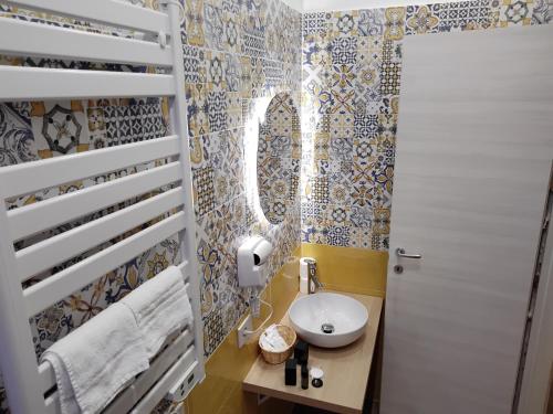 Andrew 2 2