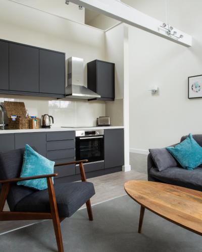 BRAND NEW Queens Park Apartments by Flying Butler - image 5