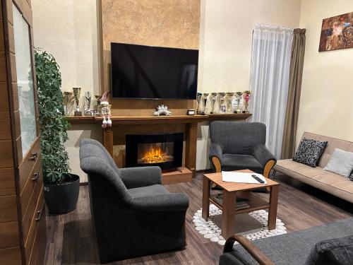 Triple Room