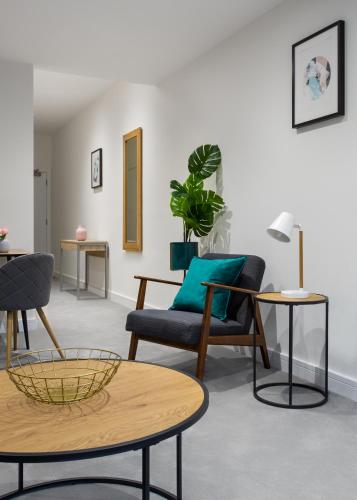 BRAND NEW Queens Park Apartments by Flying Butler - image 14