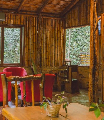 La Aldea De La Selva Lodge