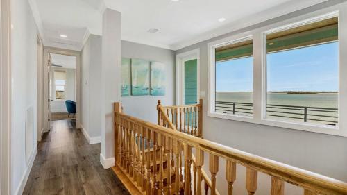 Blue Horizon by Last Key Realty in Sugarloaf Shores (FL)