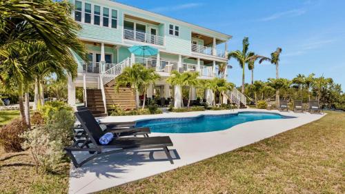 Blue Horizon by Last Key Realty in Sugarloaf Shores (FL)