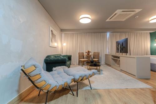 Presidential Suite image 10