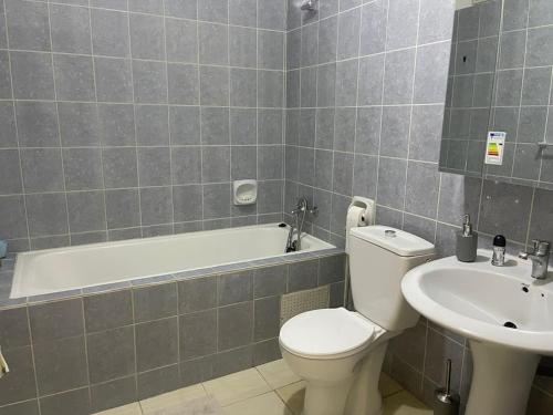 Private Garden Villa Almadies-Ngor 3 bedrooms wifi - image 2