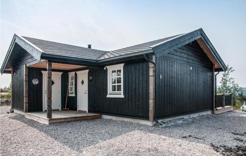 . Beautiful Home In Engerdal With Kitchen