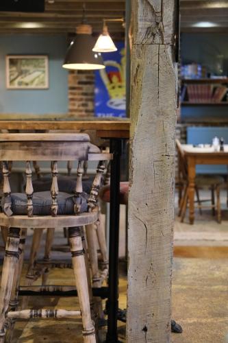 The Crown Inn Dial Post - image 10