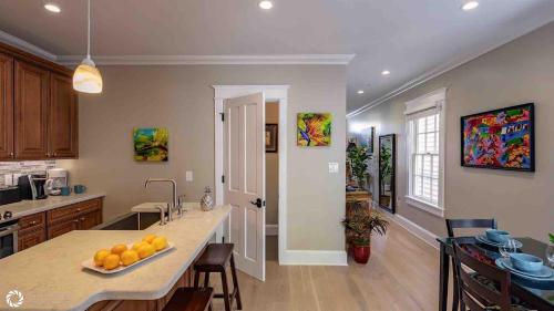 Three-Bedroom Holiday Home  image 6