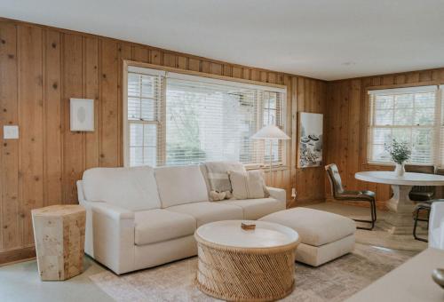 Palmetto Cottage