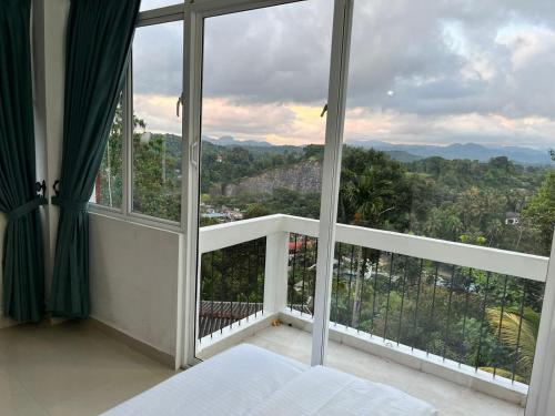 منظر, Sky Bliss by Mahaweli in نوجاويلا