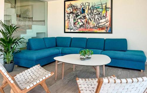 Amazing home in Finestrat w/ Outdoor swimming pool WiFi and Outdoor swimming pool - image 13