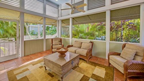 The Royal Compound by Last Key Realty - image 5
