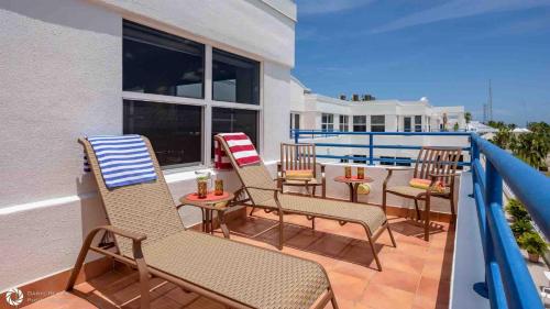 Two-Bedroom Apartment with Ocean View image 3