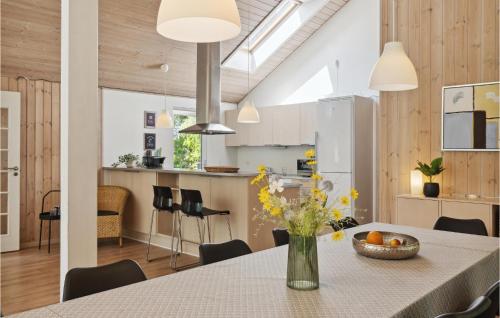 virtuve, Lovely Home In Dannemare With Sauna in Dannemare