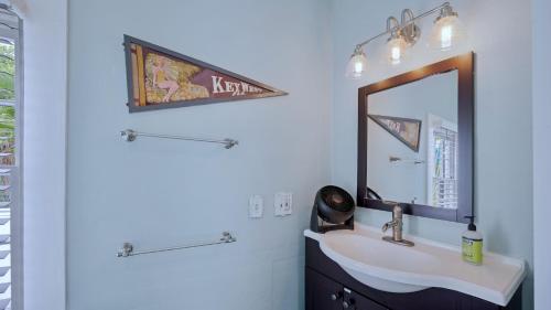 Casa Avila by Last Key Realty - image 2