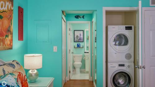Two-Bedroom Townhouse image 4