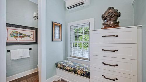 Three-Bedroom Holiday Home  image 4