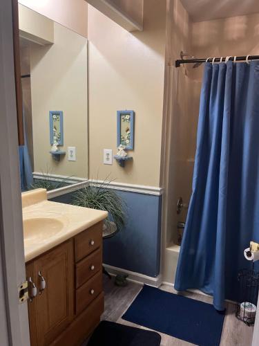 3-Bedroom Retreat with Private Yard in Hendersonville (TN)