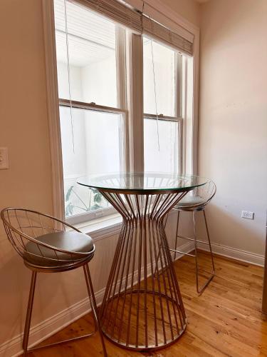 Wicker Park 2BR Modern Apartment DV3 in Wicker Park