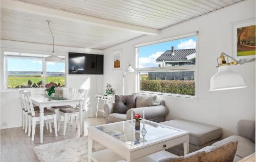  2 Bedroom Pet Friendly Home In Juelsminde in Juelsminde