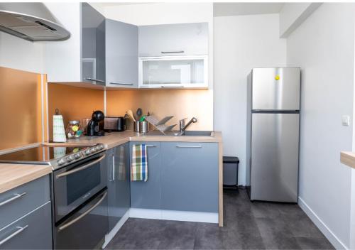 Appartement fonctionnel, balcon ,2 minutes gare ,17 minutes Paris in Cormeilles-en-Parisis