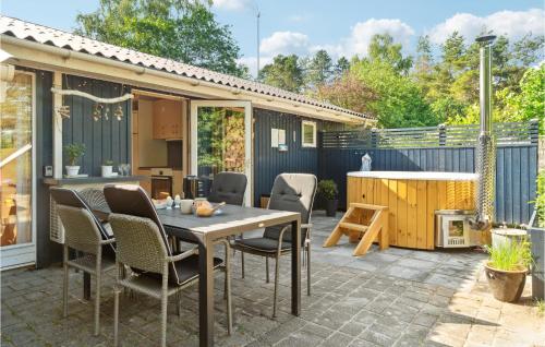 A szálláshely kívülről, 3 Bedroom Awesome Home In Ebeltoft in Femmoller