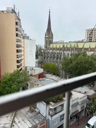 Ambiente céntrico al frente
