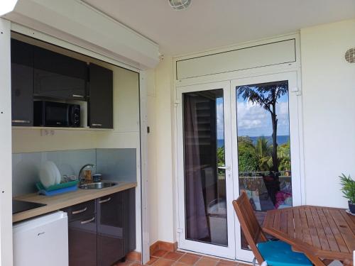 Studio vue sur la mer, piscine - L'Oasis de Tartane in ลา ทรินิตี้