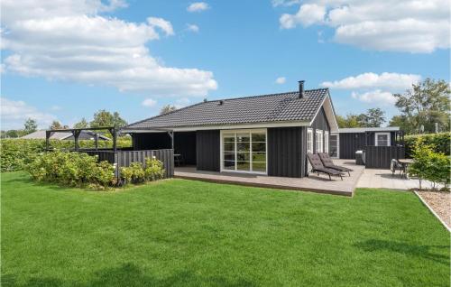  Stunning Home In Hadsund With Wifi in Hadsund