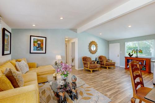 Vibrant Oasis in Palm Springs, USA