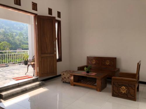 Villa VV Syariah in Sumbermujur