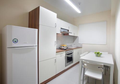 kuhinja, Lordos Hotel Apartments Nicosia in Ayios Andreas