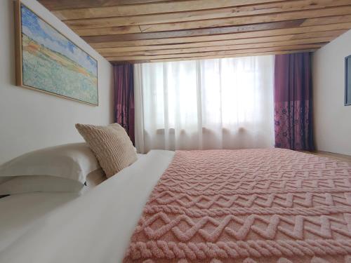 Only waiting for you-Tianmen mountαin-English reception-Scenic guide Only waiting for you-Tianmen mountαin-English reception-Scenic guide