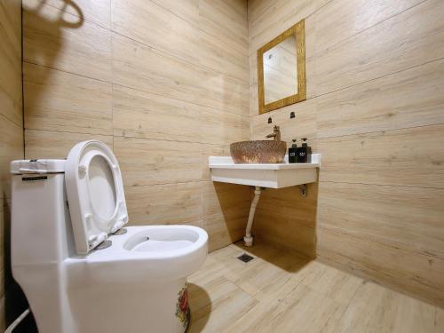 Only waiting for you-Tianmen mountαin-English reception-Scenic guide Only waiting for you-Tianmen mountαin-English reception-Scenic guide