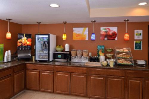 Quality Inn Appleton - image 9