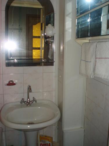 Apartment Petrovskaya - image 6