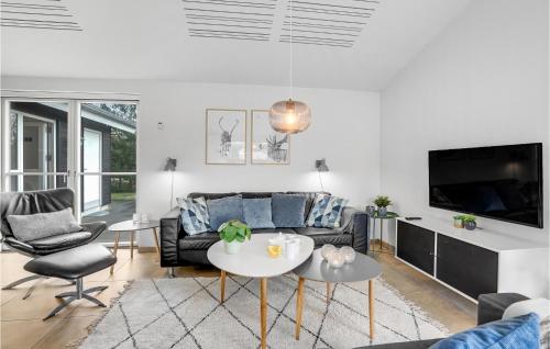 Awesome Home In Blåvand With Sauna (Awesome Home In Blavand With Sauna) in Vejers Strand
