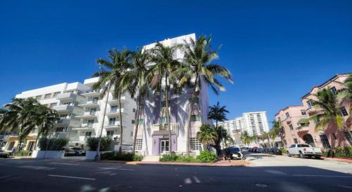 Ocean Spray Hotel in Miami Beach, USA