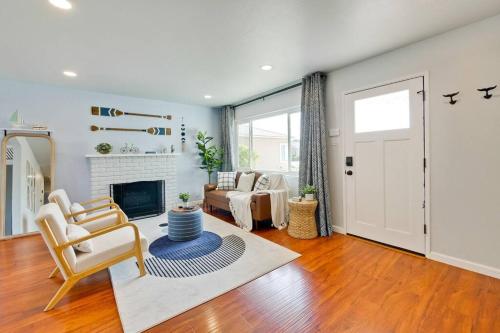 MJ Cozy 2B1B Duplex AC Walk to Shopping 1891